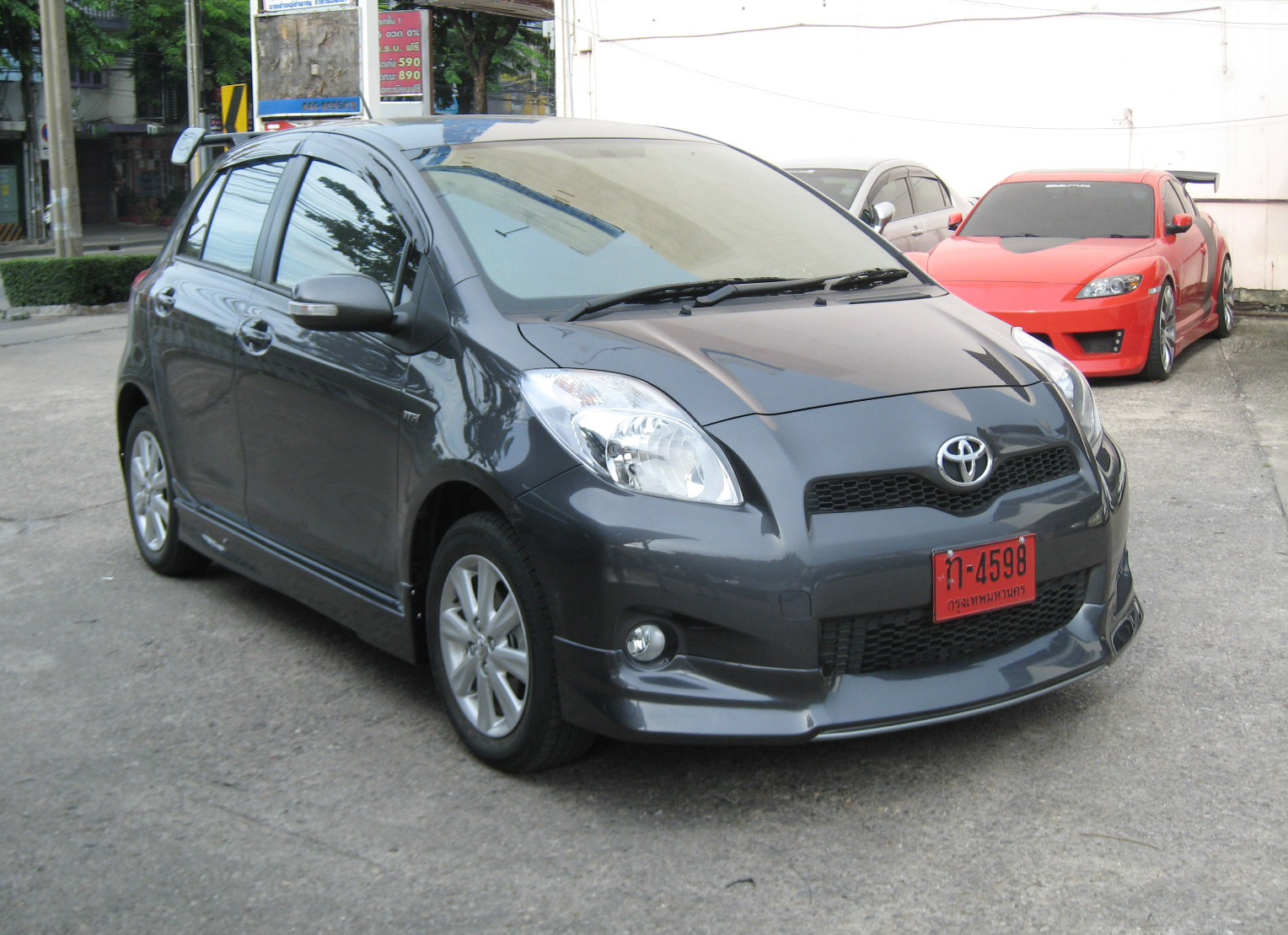 ชุดแต่ง Yaris 2012-2013 ทรง RS